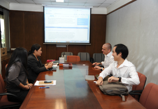 ฝ่ายกิจการต่างประเทศ